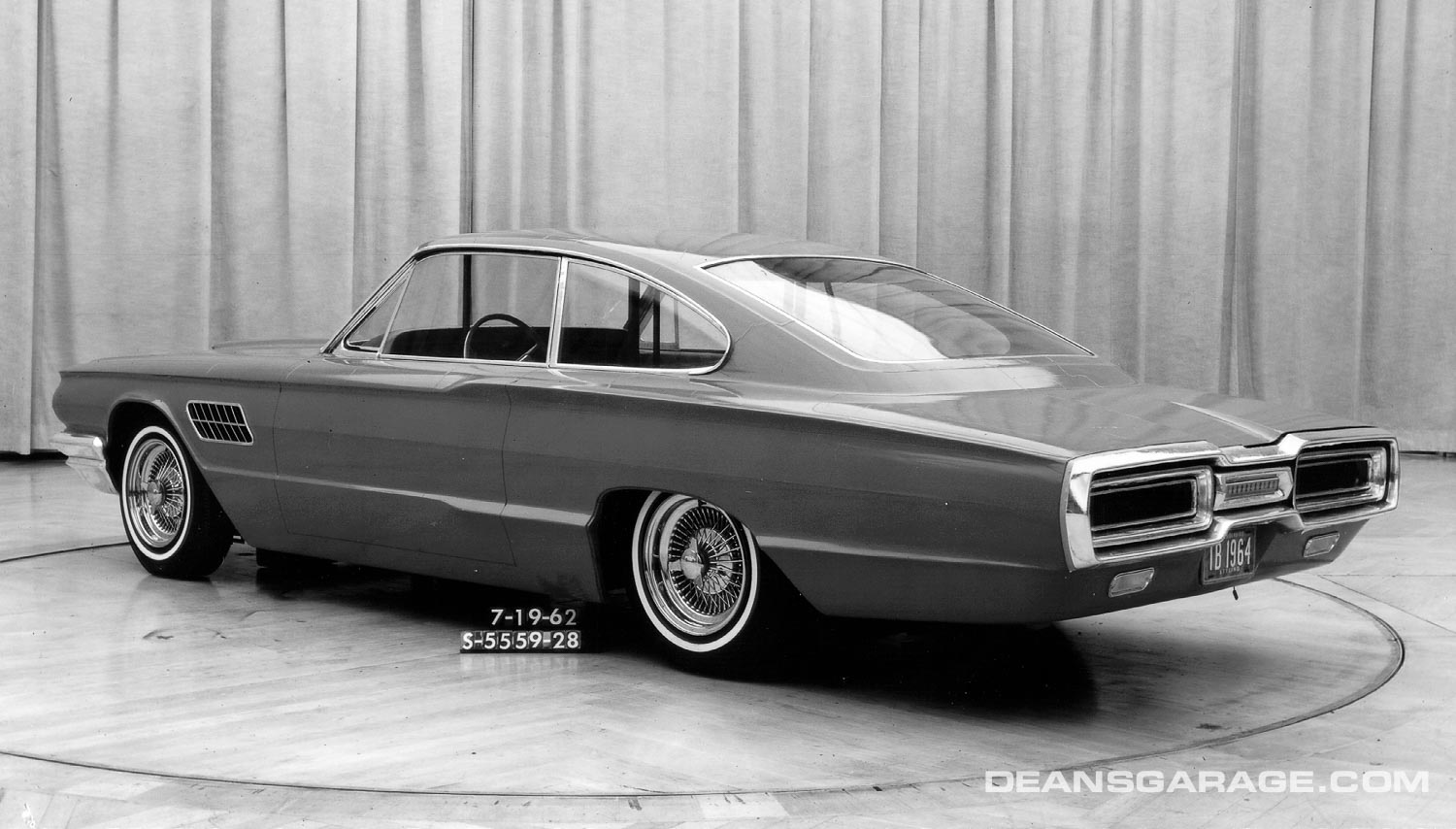 A Flair for the All-new ’64 Thunderbird – Dean’s Garage